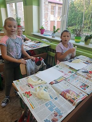 Grafika #8: Lekcja kleksografii w klasie 4