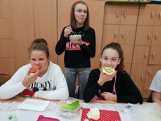 Grafika #2: Śniadanie daje moc 2019