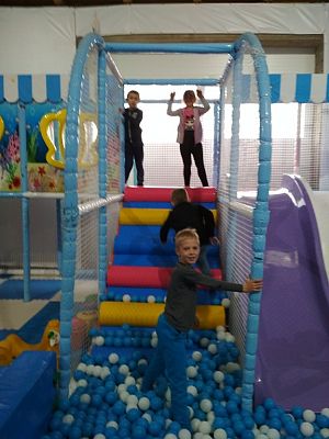 Grafika #6: WYCIECZKA KLASY I i II DO SEA PARKU W SARBSKU