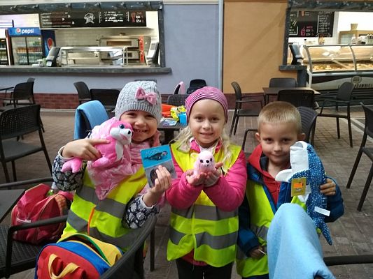 Grafika #16: WYCIECZKA KLASY I i II DO SEA PARKU W SARBSKU