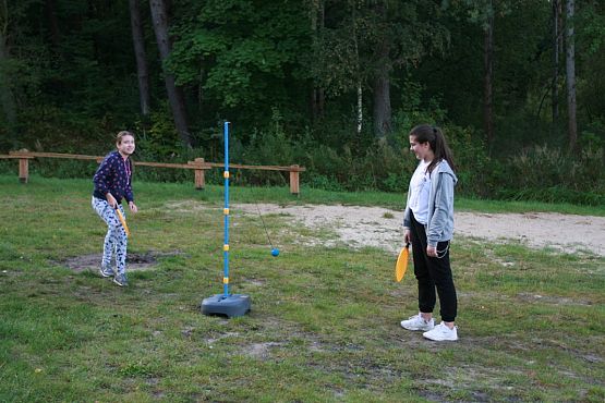 Grafika #6: Wycieczka klasy VI nad jezioro Brody