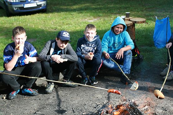 Grafika #15: Wycieczka klasy VI nad jezioro Brody