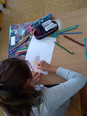 Grafika #4: Międzynarodowy Dzień Kropki na lekcjach plastyki