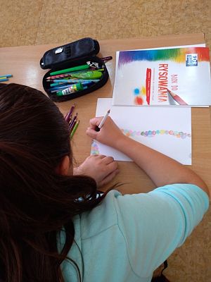 Grafika #3: Międzynarodowy Dzień Kropki na lekcjach plastyki