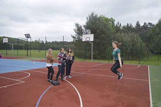 Grafika #2: DZIEŃ DZIECKA I SPORTU SZKOLNEGO-SP LEŚNICE I SP REDKOWICE