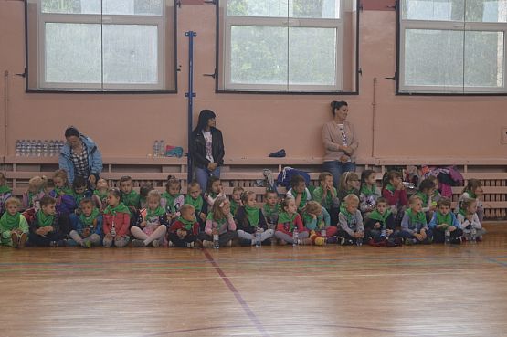 Grafika #8: DZIEŃ DZIECKA I SPORTU SZKOLNEGO-SP LEŚNICE I SP REDKOWICE