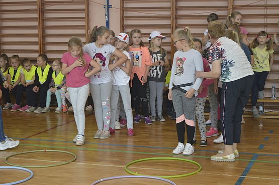 Grafika #14: DZIEŃ DZIECKA I SPORTU SZKOLNEGO-SP LEŚNICE I SP REDKOWICE