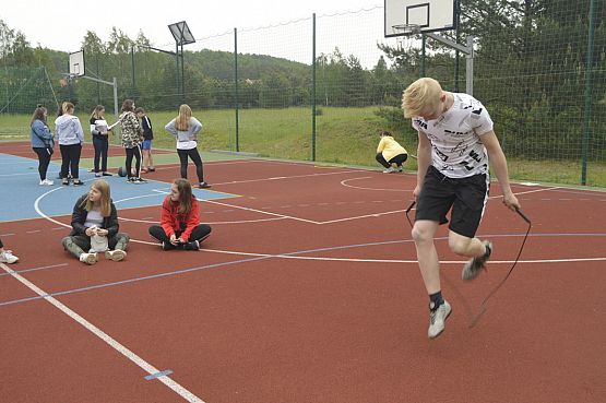 Grafika #15: DZIEŃ DZIECKA I SPORTU SZKOLNEGO-SP LEŚNICE I SP REDKOWICE