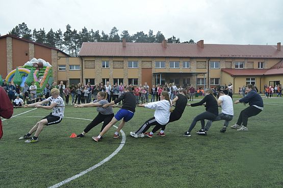 Grafika #20: DZIEŃ DZIECKA I SPORTU SZKOLNEGO-SP LEŚNICE I SP REDKOWICE
