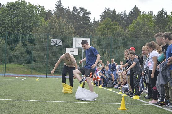 Grafika #27: DZIEŃ DZIECKA I SPORTU SZKOLNEGO-SP LEŚNICE I SP REDKOWICE