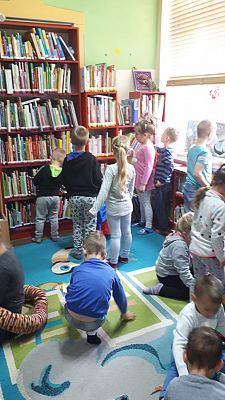 Grafika #5: Wizyta w Miejskiej Bibliotece Publicznej w Lęborku