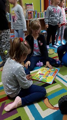 Grafika #4: Wizyta w Miejskiej Bibliotece Publicznej w Lęborku