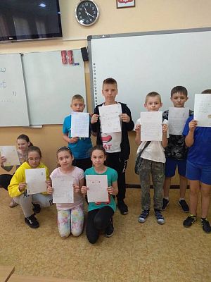 Grafika #1: "Podaruj wiersz" - I ogólnopolska akcja społeczna Fundacji im. Z. Herberta