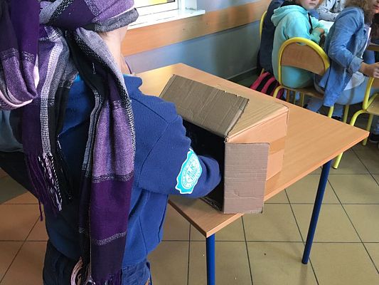 Grafika #2: MAGICZNE DZIECI - AUTYZM