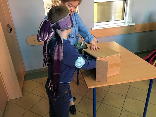 Grafika #5: MAGICZNE DZIECI - AUTYZM