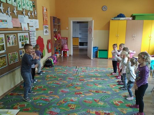 Grafika #19: Przedszkole z klasą