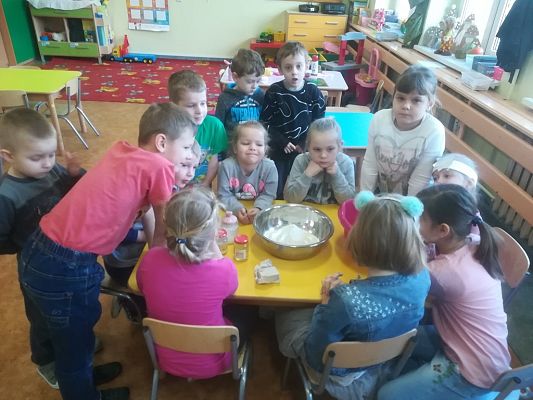 Grafika #0: Dzień Pizzy