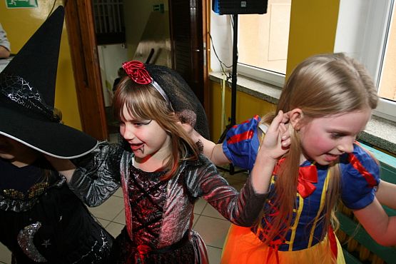 Grafika #18: Bal karnawałowy