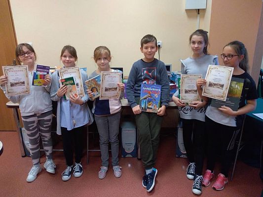 Grafika #1: Laureaci III Szkolnego Konkursu Pięknego Czytania dla klas IV - VI