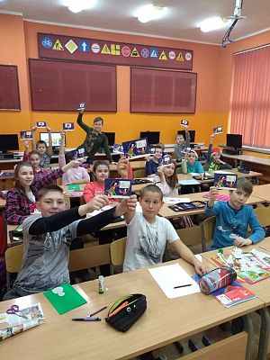 Grafika #1: Podsumowanie projektu "Idą święta, nie o SMS-ie, lecz o kartce pamiętaj"