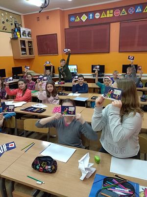 Grafika #2: Podsumowanie projektu "Idą święta, nie o SMS-ie, lecz o kartce pamiętaj"