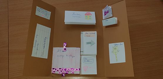 Grafika #13: Lapbook - czyli książka na kolana. Ciekawe podsumowanie omawianej lektury.