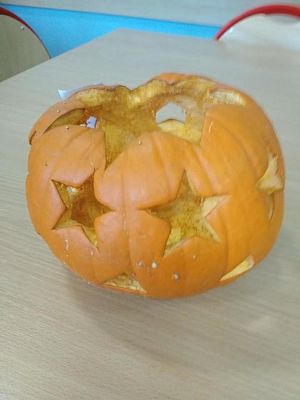 Grafika #6: Podsumowanie konkursu na dyniowy lampion