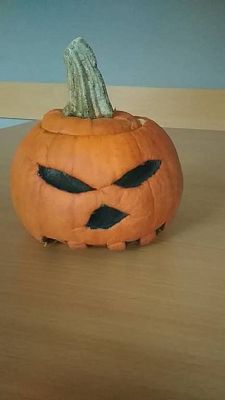 Grafika #7: Podsumowanie konkursu na dyniowy lampion