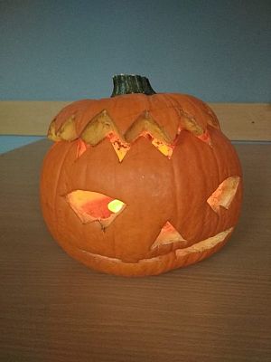 Grafika #10: Podsumowanie konkursu na dyniowy lampion