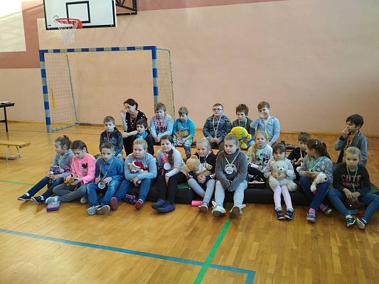 Grafika #10: Światowy Dzień Pluszowego Misia