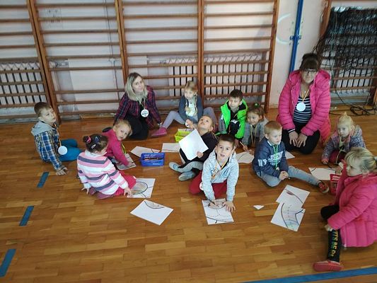 Grafika #12: Światowy Dzień Pluszowego Misia