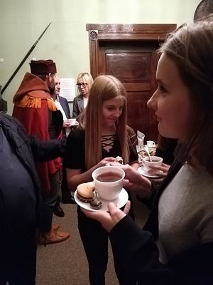 Grafika #10: Świętujemy niepodległość – Cernutur in agendo virtues. Działania na Rzecz Polskości na Ziemi Lęborskiej