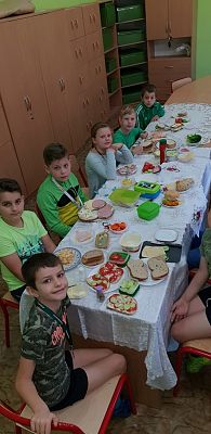 Grafika #6: Śniadanie daje moc !