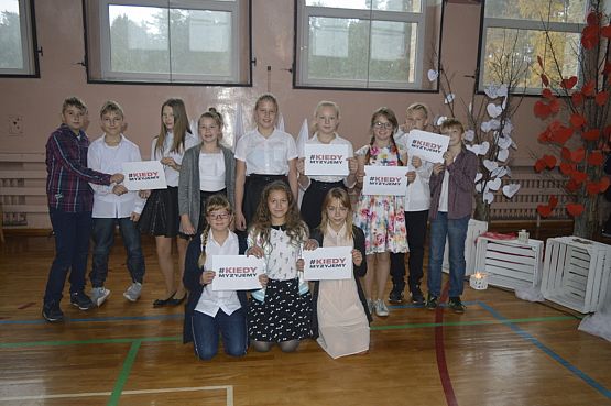 Grafika #7: Uroczysty apel "Dla Niepodległej"