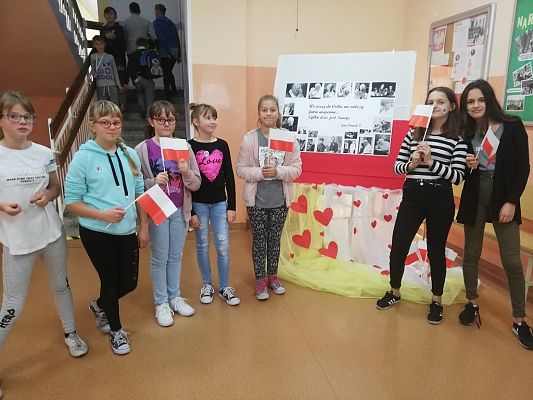 Grafika #6: XVIII Dzień Papieski