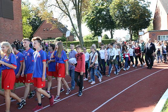 Grafika #1: Otwarcie stadionu lekkoatletycznego