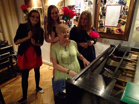 Grafika #0: Kabaret Leśni Skauci na uroczystości 35-lecia Teatrów spod znaku Króla Maciusia Pierwszego w Płocku