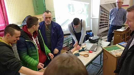 Grafika #3: Wizyta w szkołach ponadgimnazjalnych