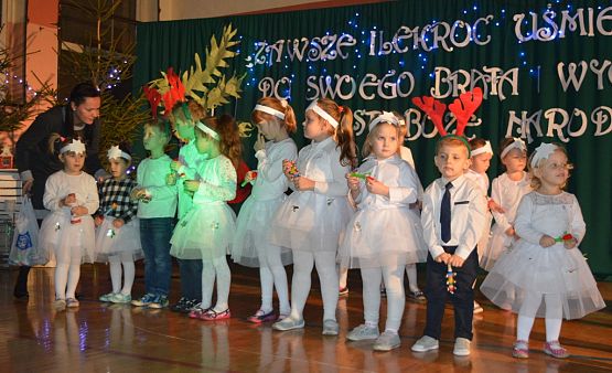 Grafika #5: KIERMASZ BOŻONARODZENIOWY !