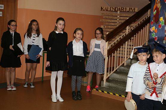 Grafika #6: ŚLUBOWANIE KLASY PIERWSZEJ