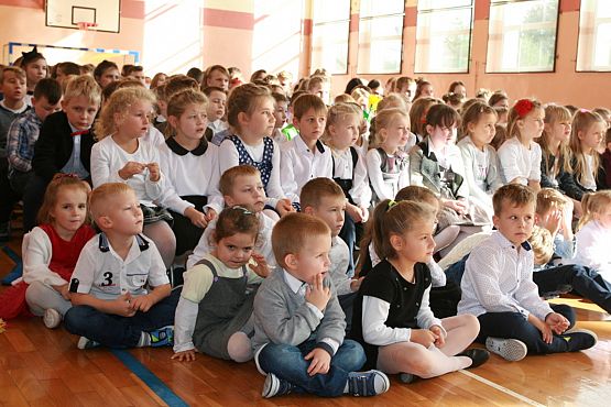 Grafika #3: Uroczyste obchody Dnia Edukacji Narodowej