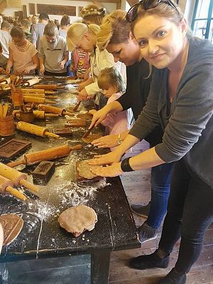 Grafika #10: Wycieczka do Torunia