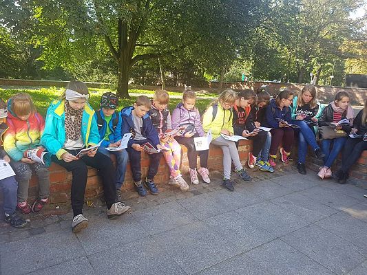 Grafika #27: Wycieczka do Torunia