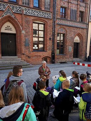 Grafika #35: Wycieczka do Torunia