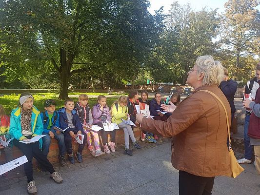 Grafika #37: Wycieczka do Torunia