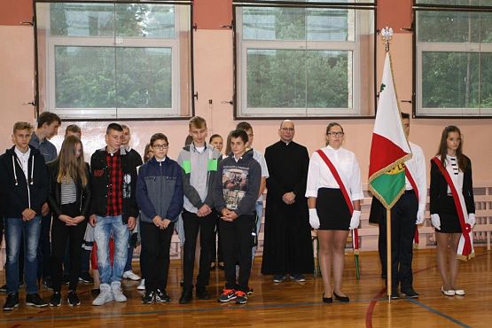 Grafika #4: UROCZYSTE ROZPOCZĘCIE ROKU SZKOLNEGO 2017/18 4 WRZEŚNIA