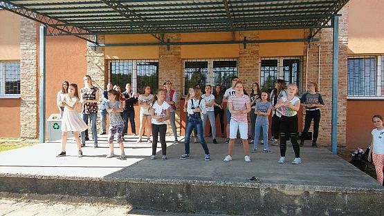 Grafika #3: Próba bicia rekordu Polski w tańcu Chocolate