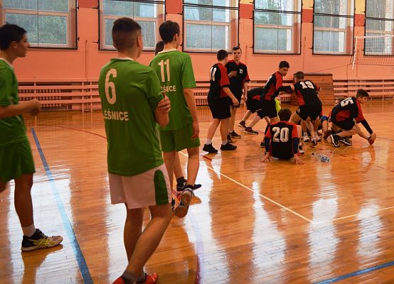 Grafika #1: ZAWODY SPORTOWE