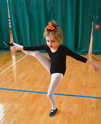 Grafika #8: Bal Karnawałowy