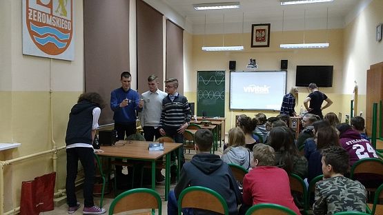 Grafika #1: Nerd Night